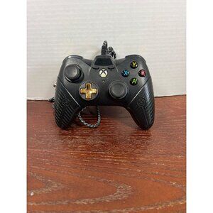PowerA Xbox Fusion Wired Controller With Gold D-Pad For Xbox One & PC S3